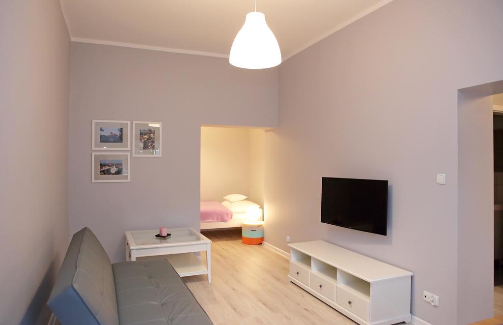 Apartamenty W Sercu Chelmna Chełmno Szoba fotó